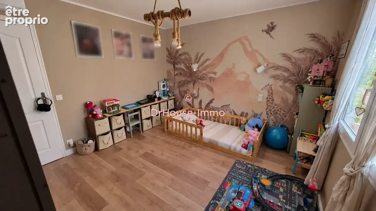 Maison 6 pièces 153 m² à vendre à Le Luc (83340) - photo 9