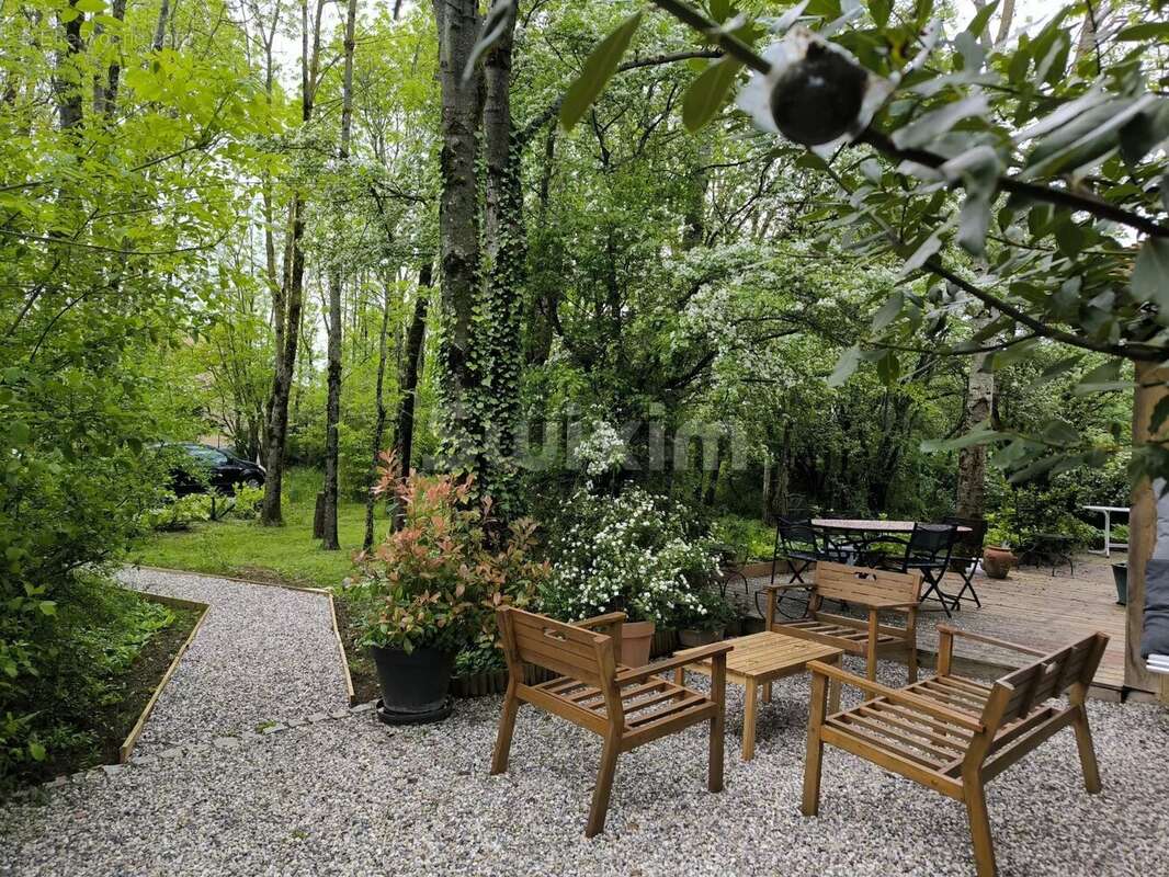 Maison à SAINT-CYR-SUR-LE-RHONE