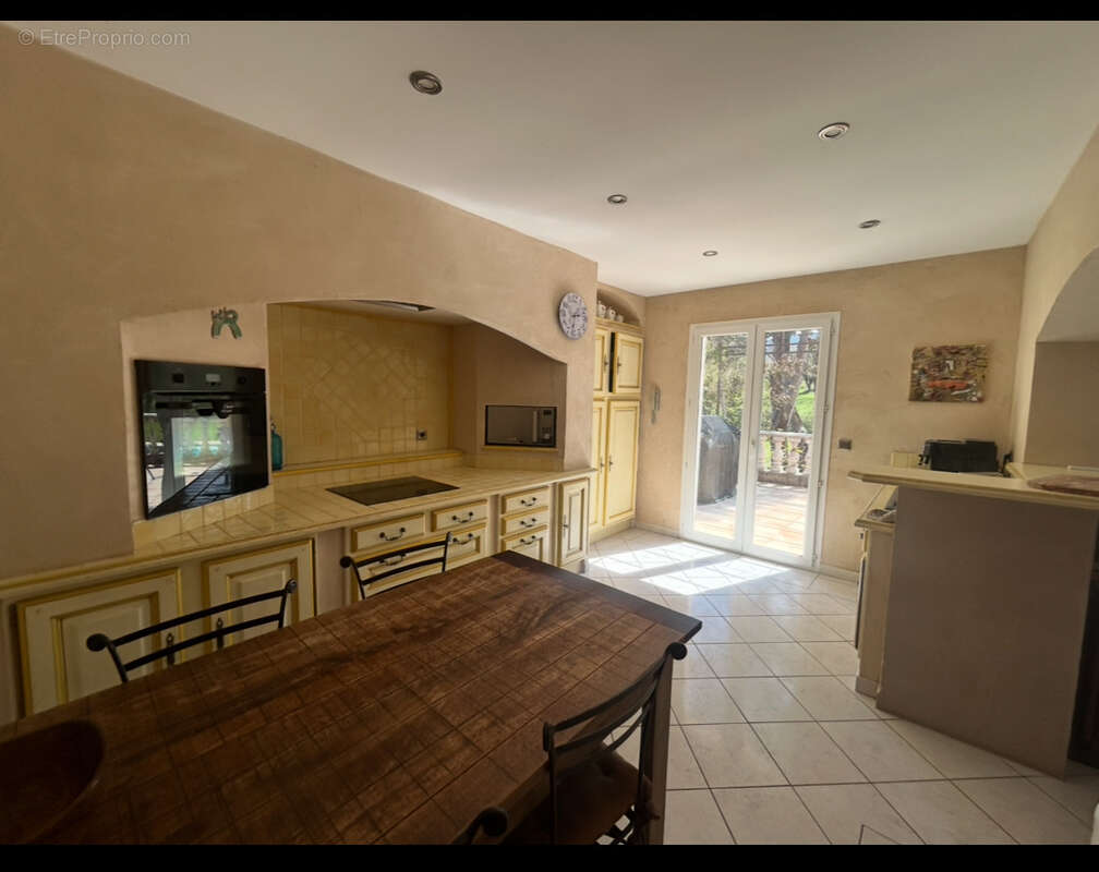 Maison à SAINT-ZACHARIE