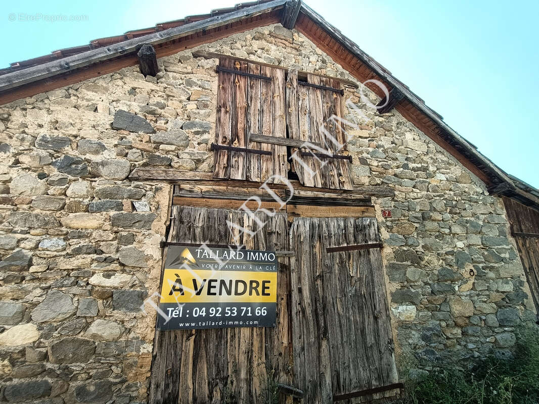 Maison à BREZIERS