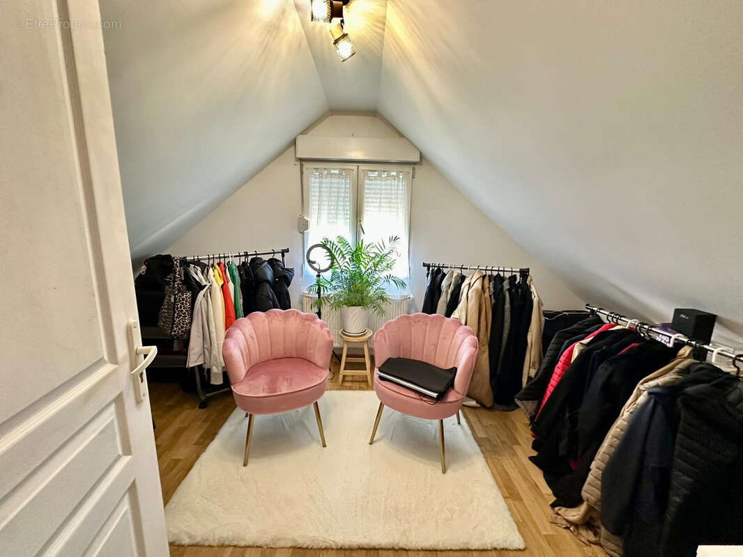 Maison à VELLEMINFROY