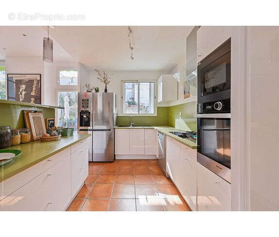 Appartement à MARSEILLE-6E