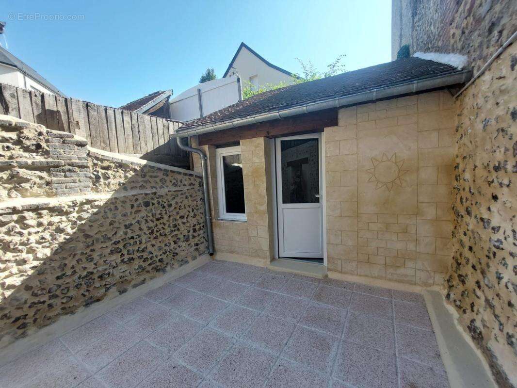 Maison centre ville - photo 13