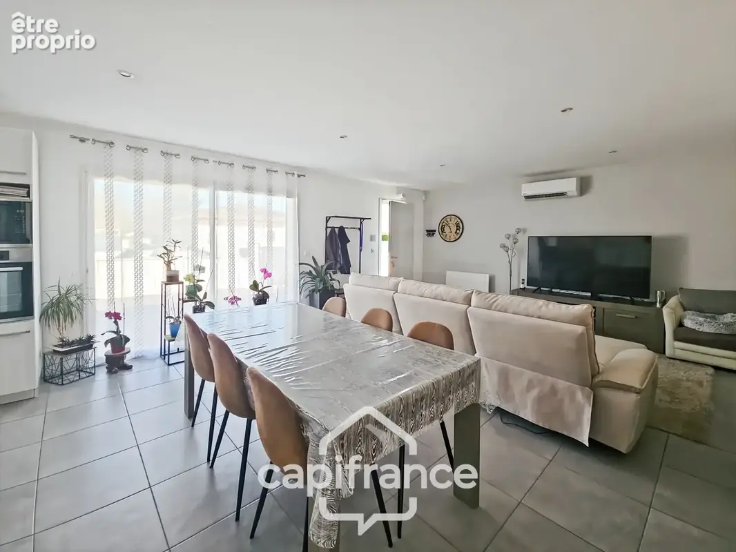 Maison de plain pied construite 2019, 3 chambres, jardin, garage, lumineuse, secteur calme, accès du jardin à la voie verte - photo 5