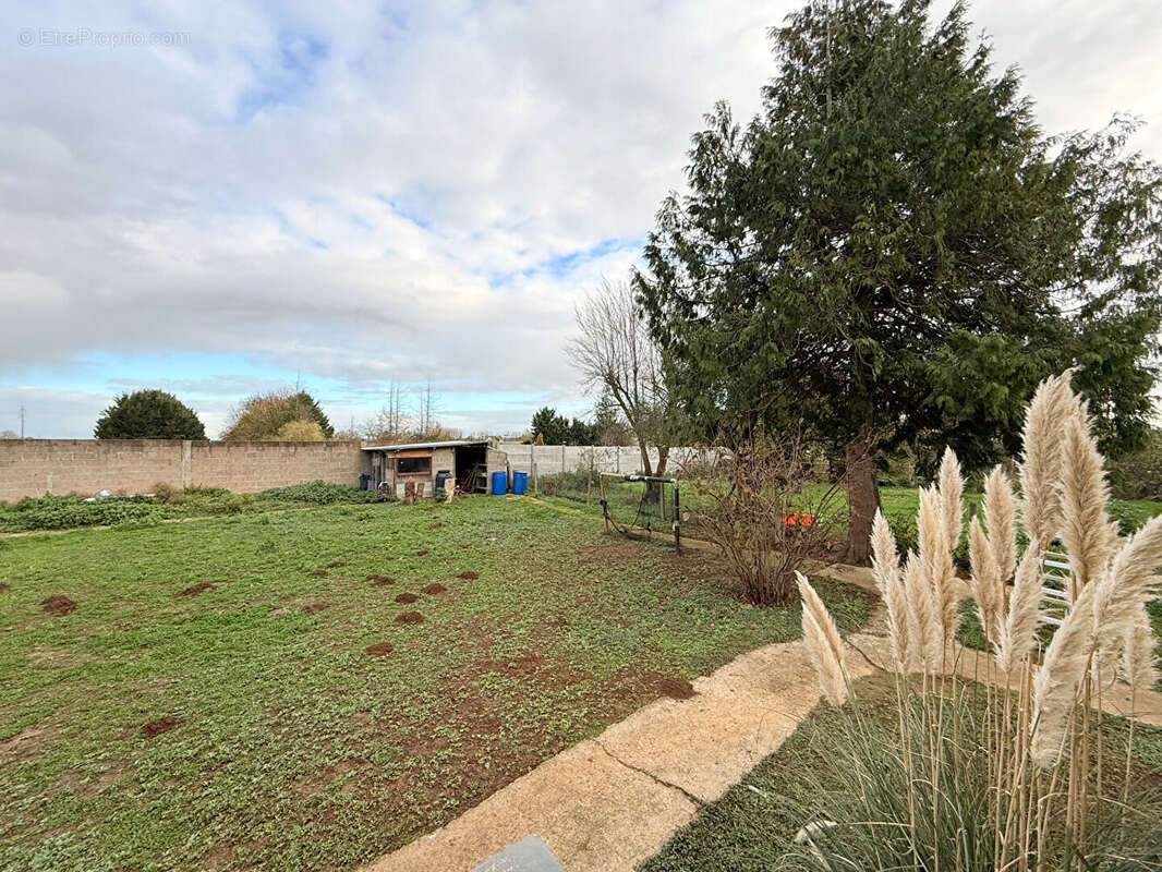 Maison à FRENOUVILLE