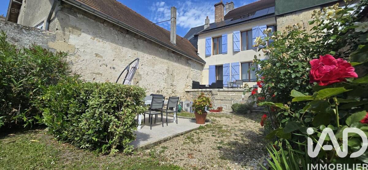 Photo 1 - Maison à BEAURIEUX