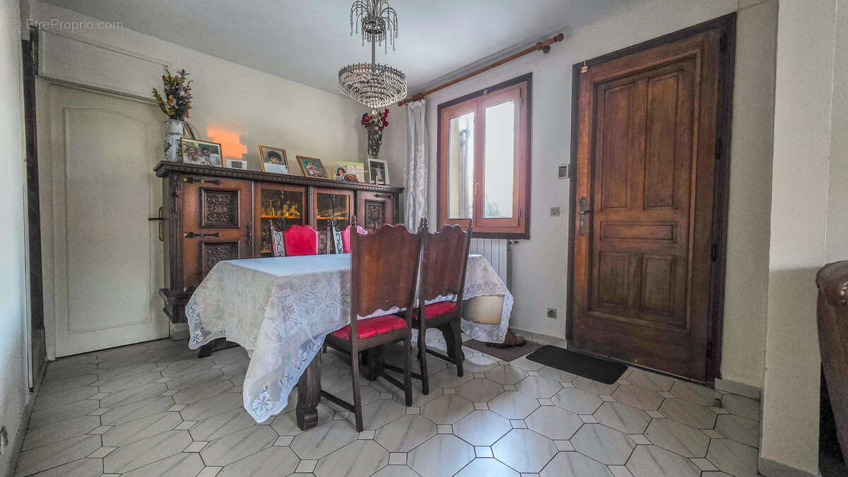 Maison à SARTROUVILLE