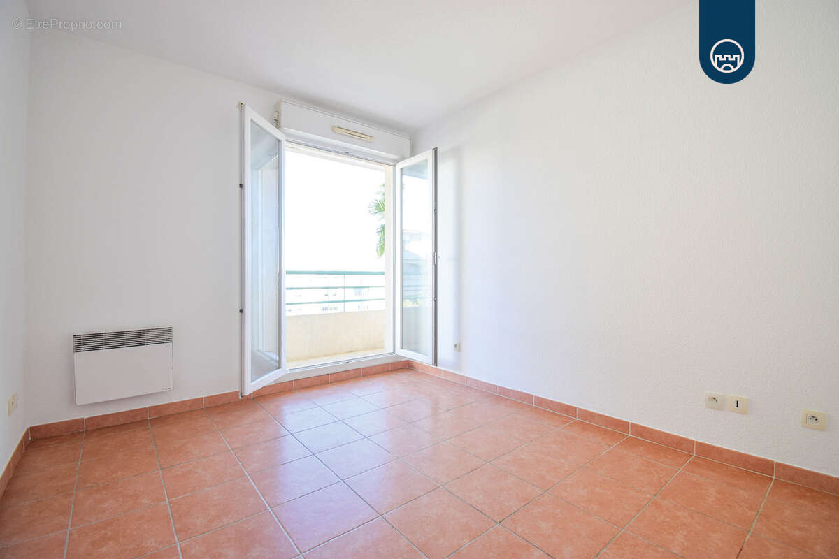 Appartement à VILLENEUVE-LOUBET
