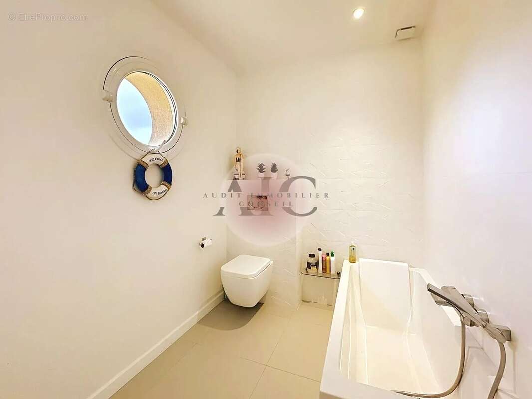 Maison à MONTAUROUX