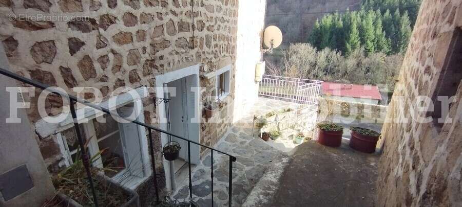 Maison à LE CHAMBON