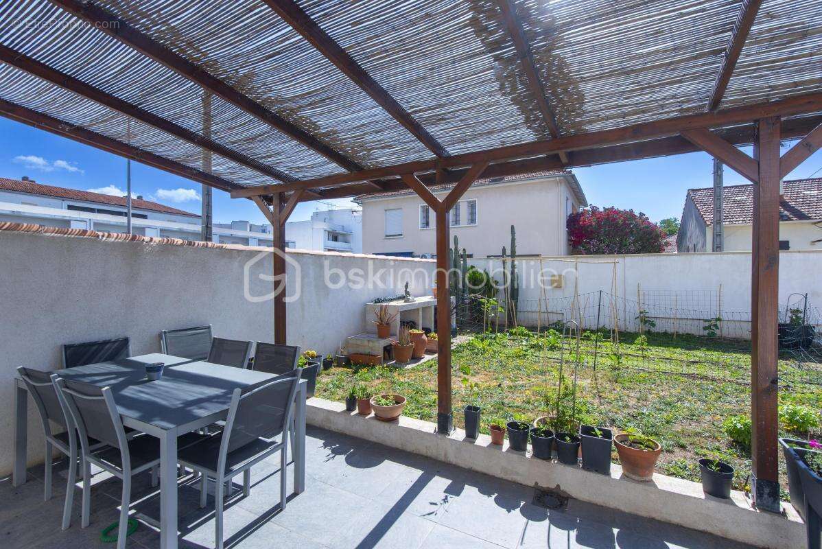 Maison à MIRAMAS