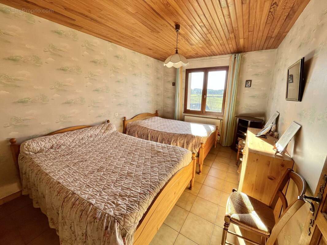 Maison à RIEUTORT-DE-RANDON