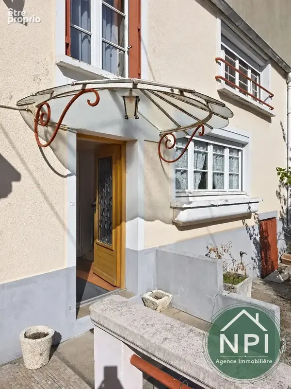 Maison 6 pièces 123 m² à vendre à Vaux-Le-Penil (77000) - photo 2