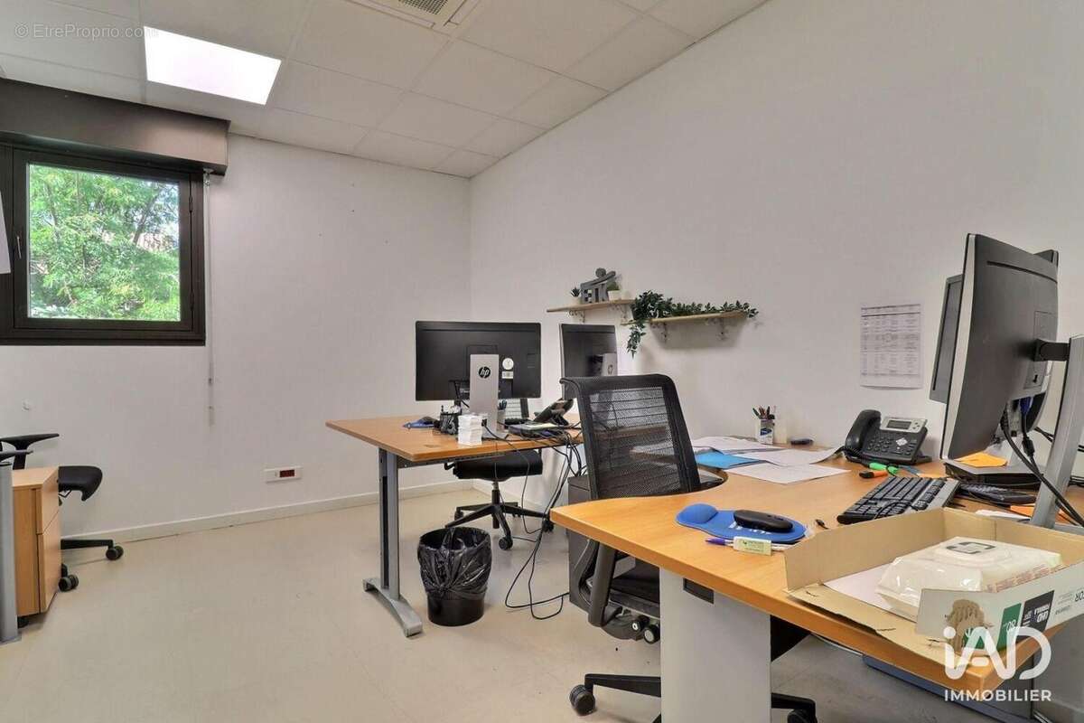 Photo 9 - Commerce à MARSEILLE-16E