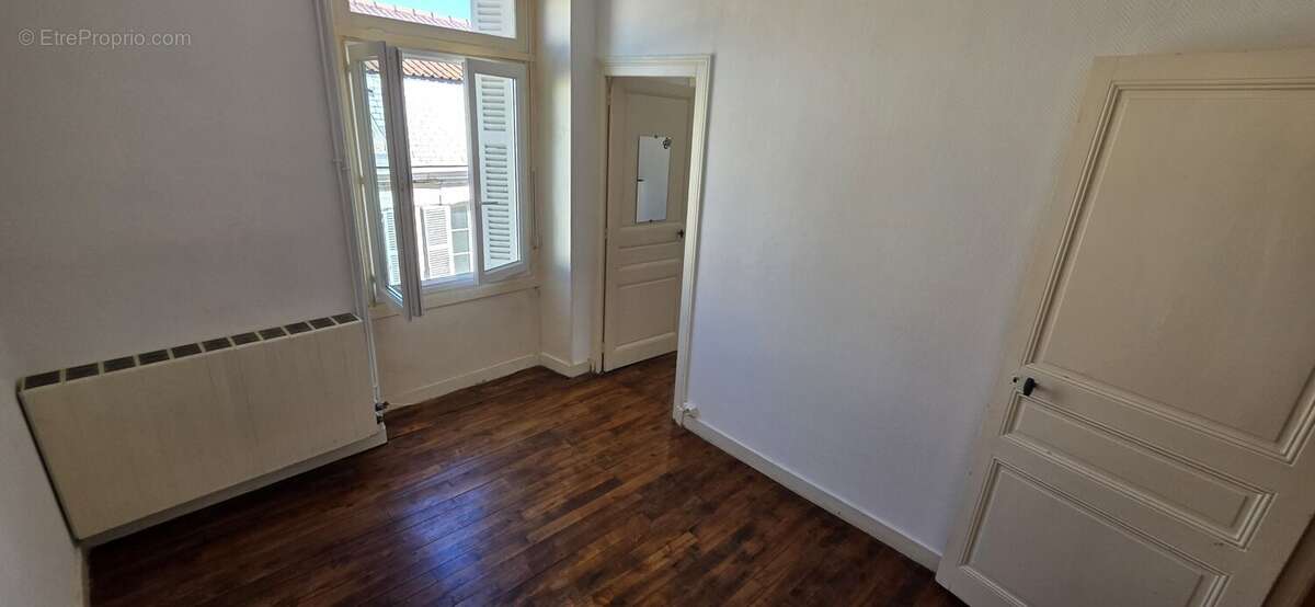 Le charme de l'ancien au cur de Poitiers:Appartement T3 60m² - photo 6