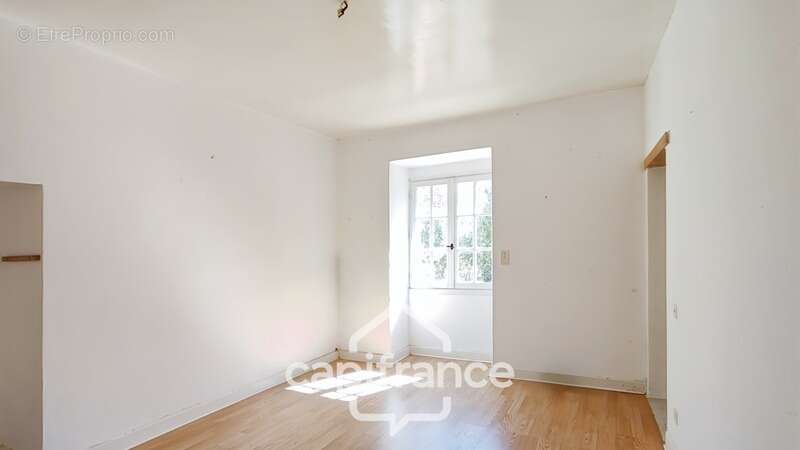 Maison type longère à Rénover  20 pièces  (47) - photo 30
