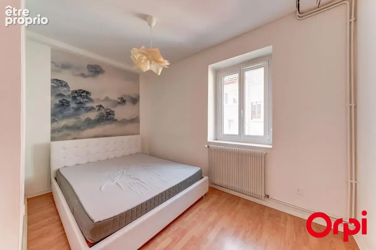 Grand appartement type T3 de 75 m2 avec vue sur le Rhône et à deux pas du parc de la Tête d’or - photo 9
