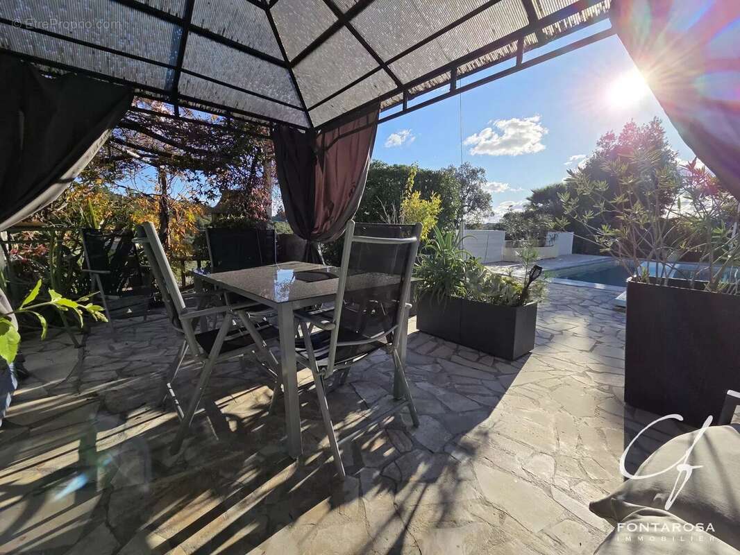 Maison à SAINT-RAPHAEL