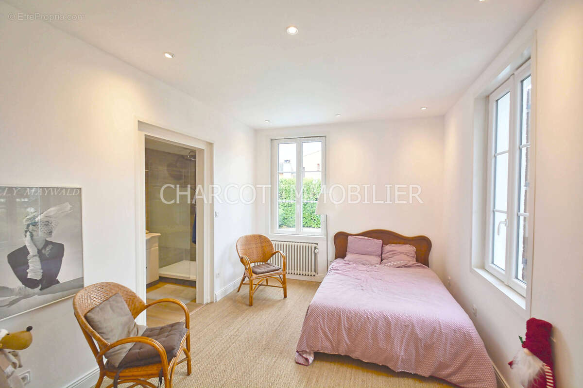Maison à LYON-5E