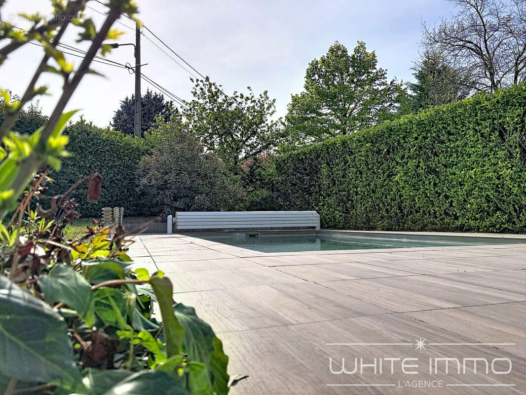 Maison à FRANCHEVILLE