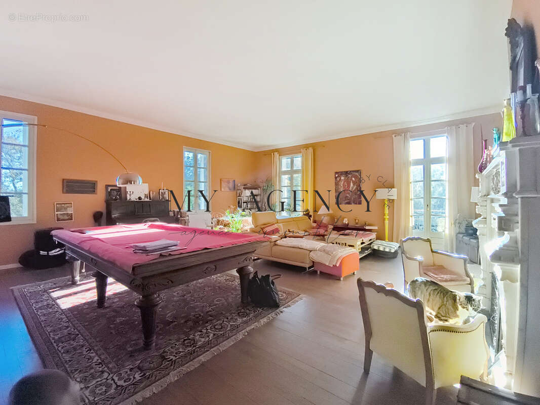 Appartement à PEZENAS