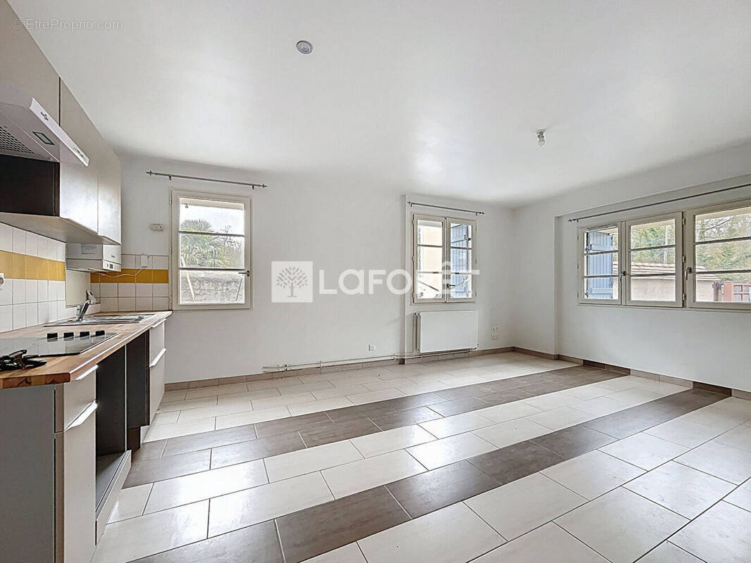 Appartement à FOSSES