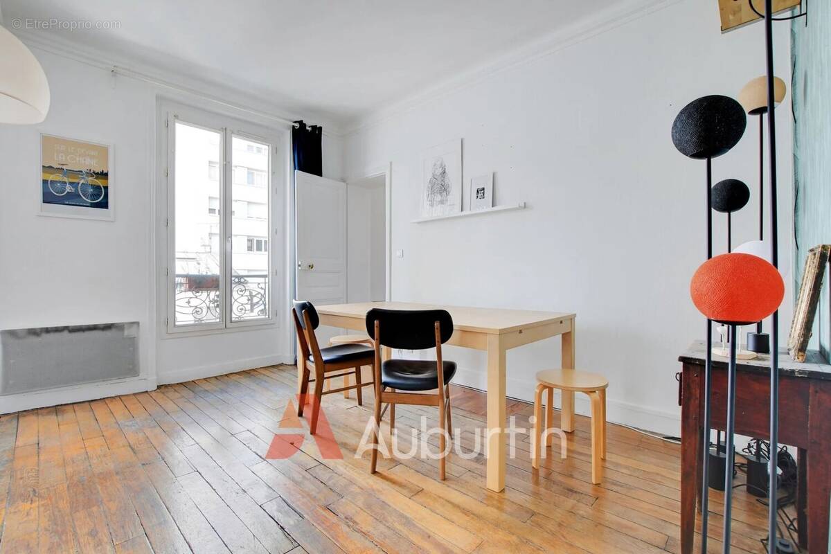 Appartement à PARIS-18E