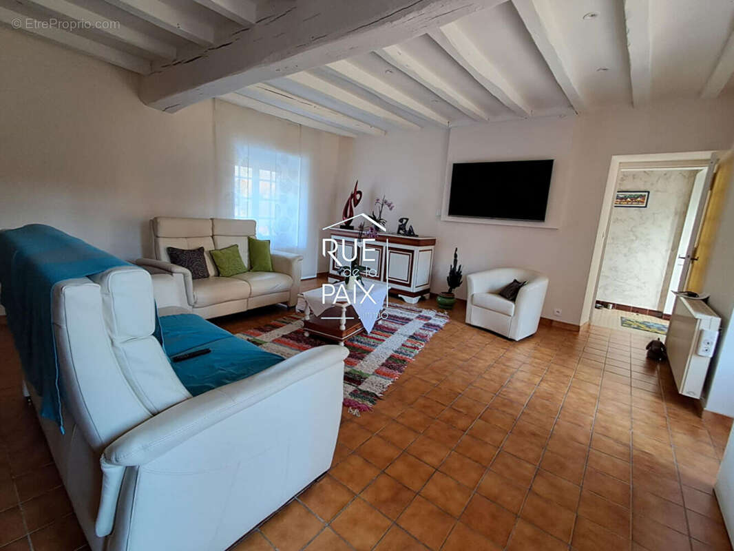 Maison à ANTOGNY-LE-TILLAC