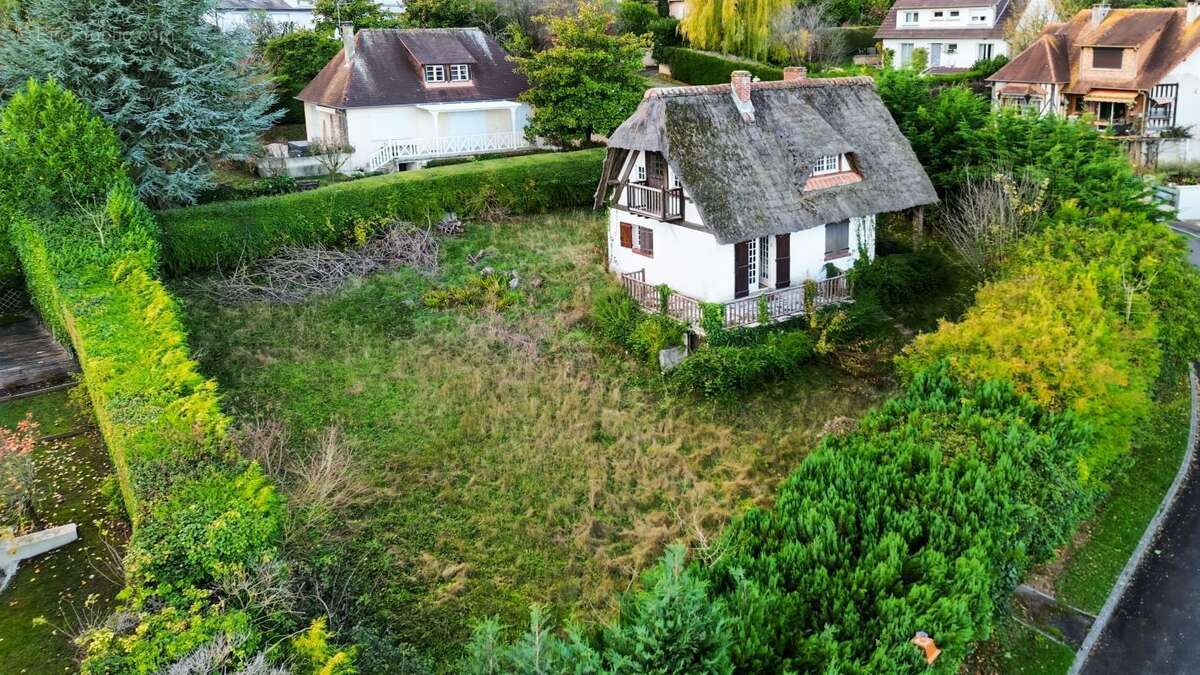 Terrain à DEAUVILLE