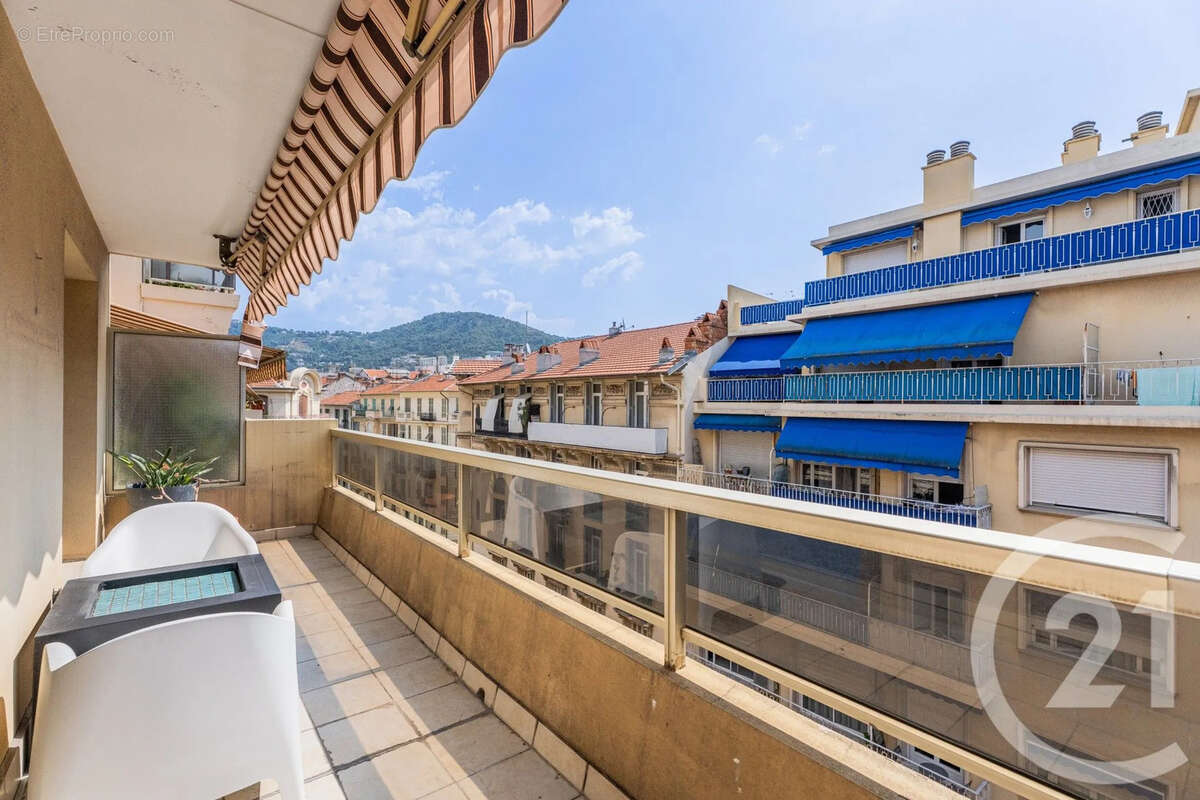 Appartement 70 m² à Nice  - photo 10