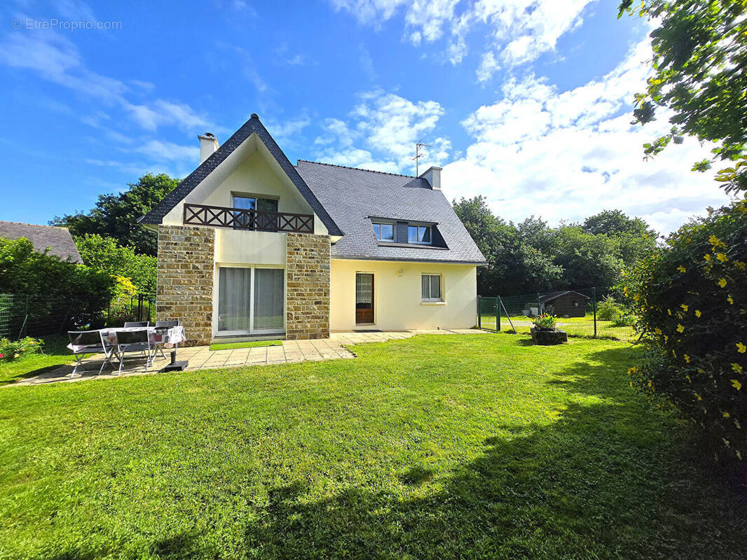 Maison à PONT-AVEN