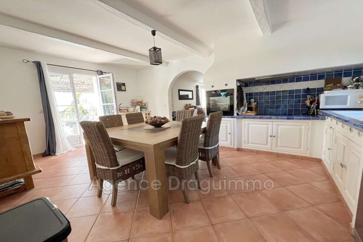 Maison à DRAGUIGNAN