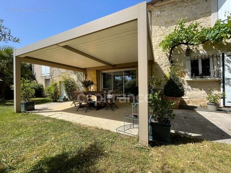 Dpt Dordogne (24), à vendre  maison P8 de 292,68 m² - Terrain de 1 777,00 m² - photo 18