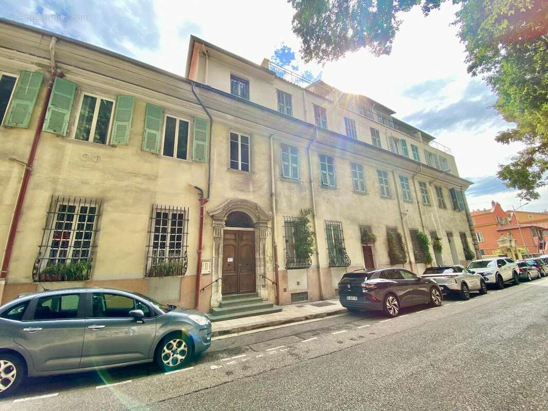   - Appartement à NICE