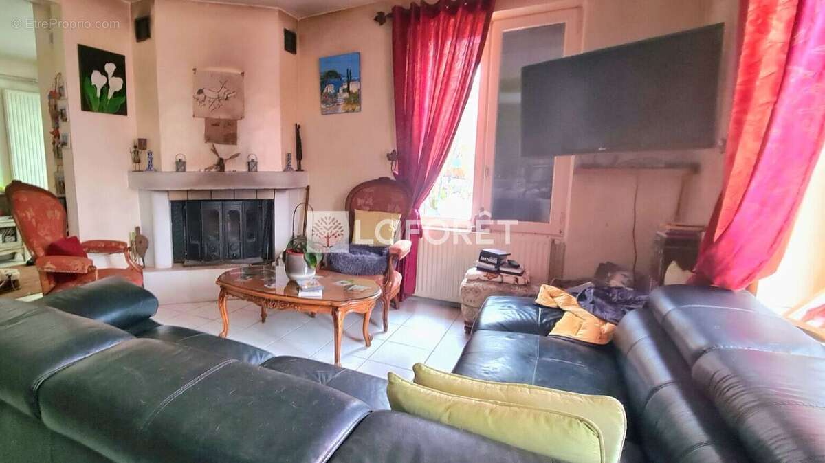 Maison à SAINT-GENEST-MALIFAUX