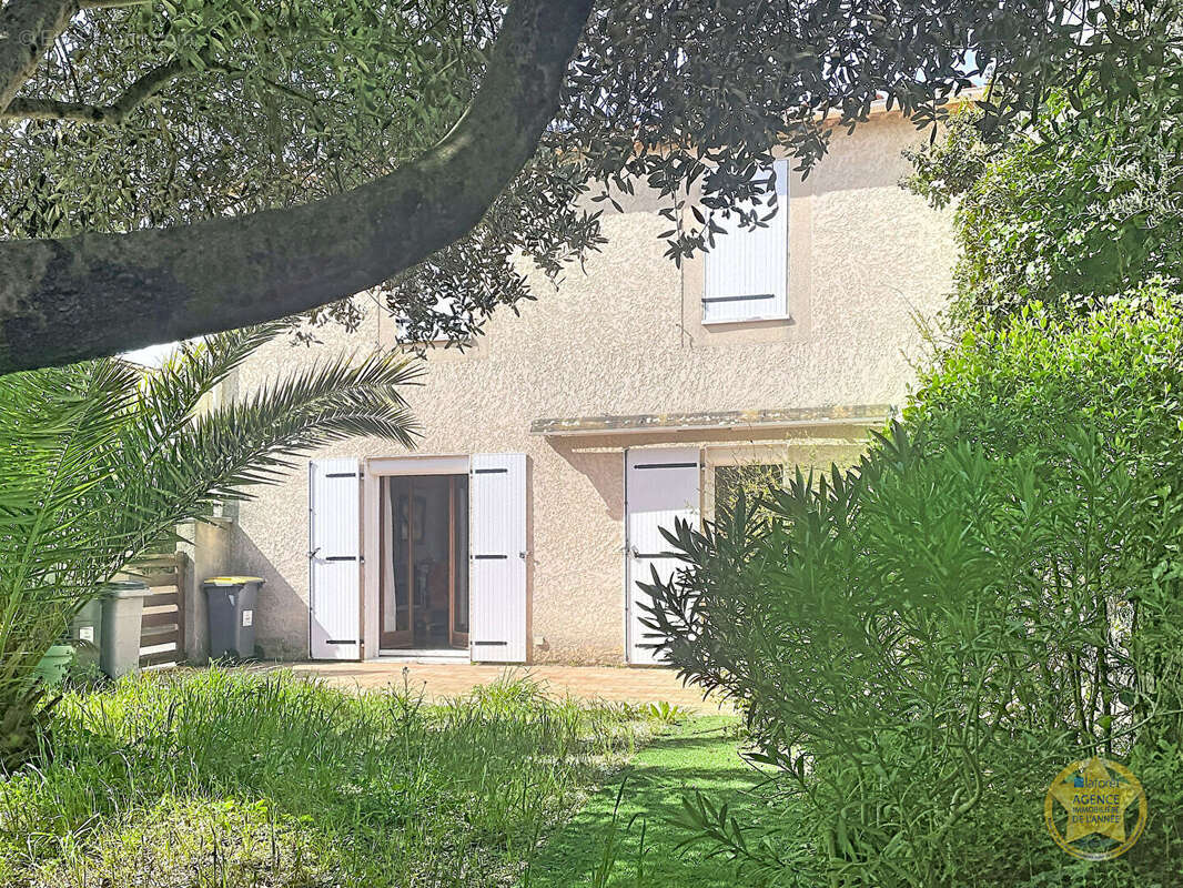 Maison à LES ANGLES