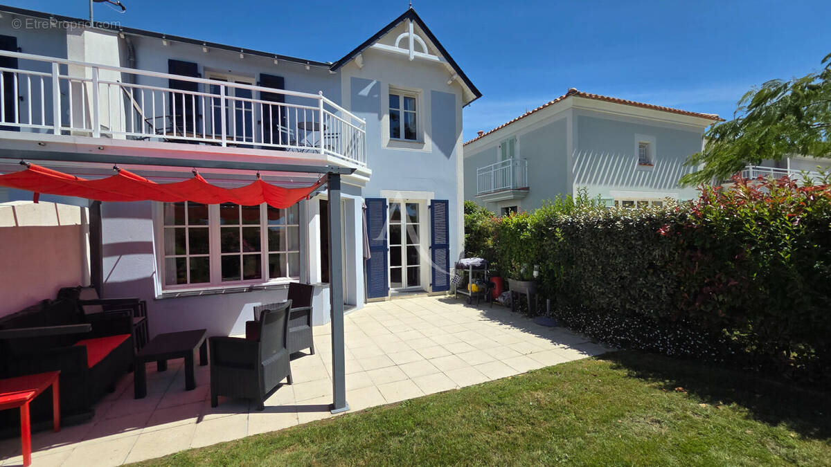 Maison à L'AIGUILLON-SUR-VIE