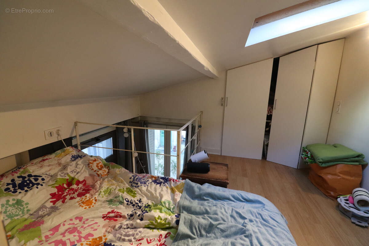 Appartement à PARIS-14E