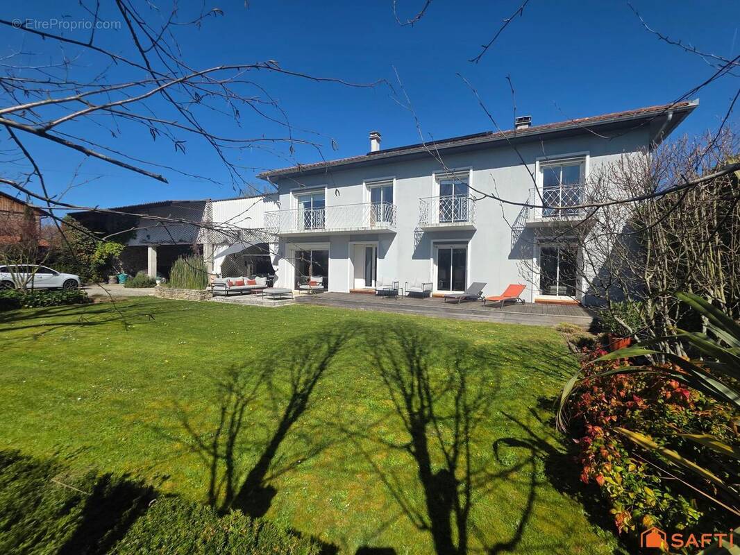 Photo 1 - Maison à BORDES-DE-RIVIERE