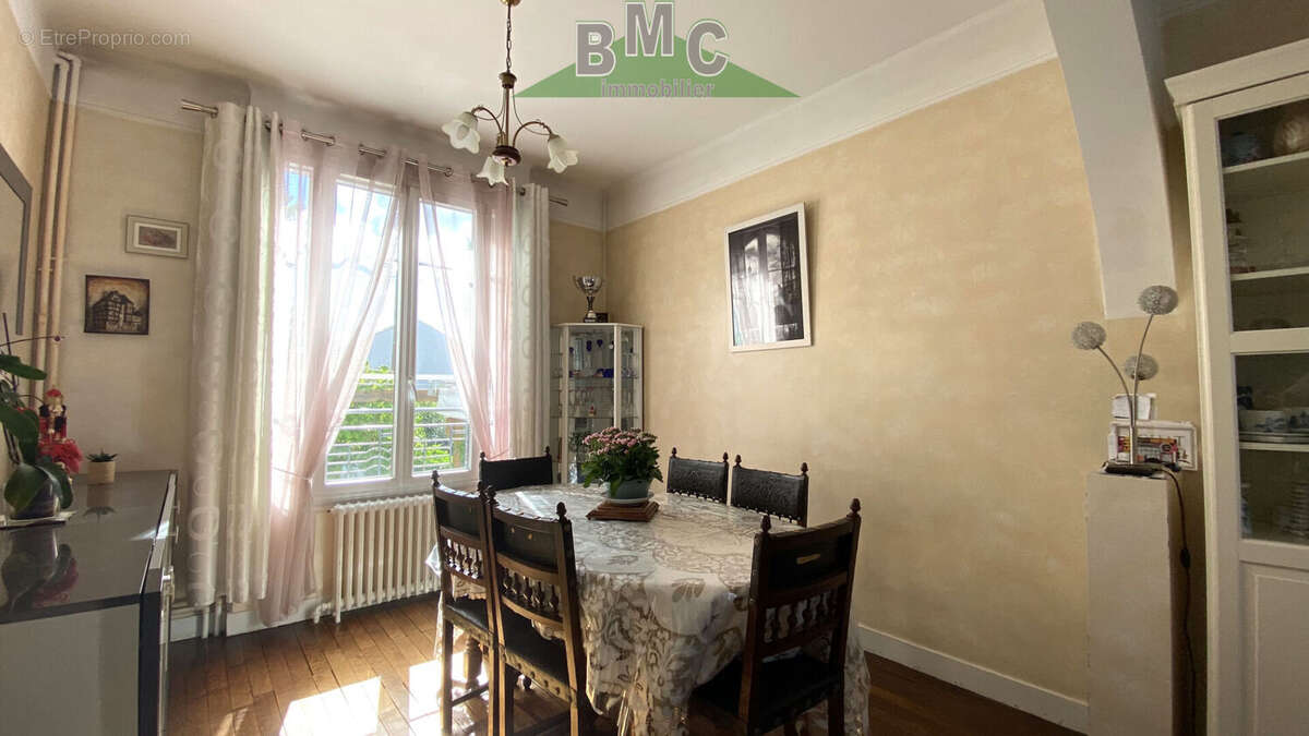 Maison à LE PLESSIS-BOUCHARD