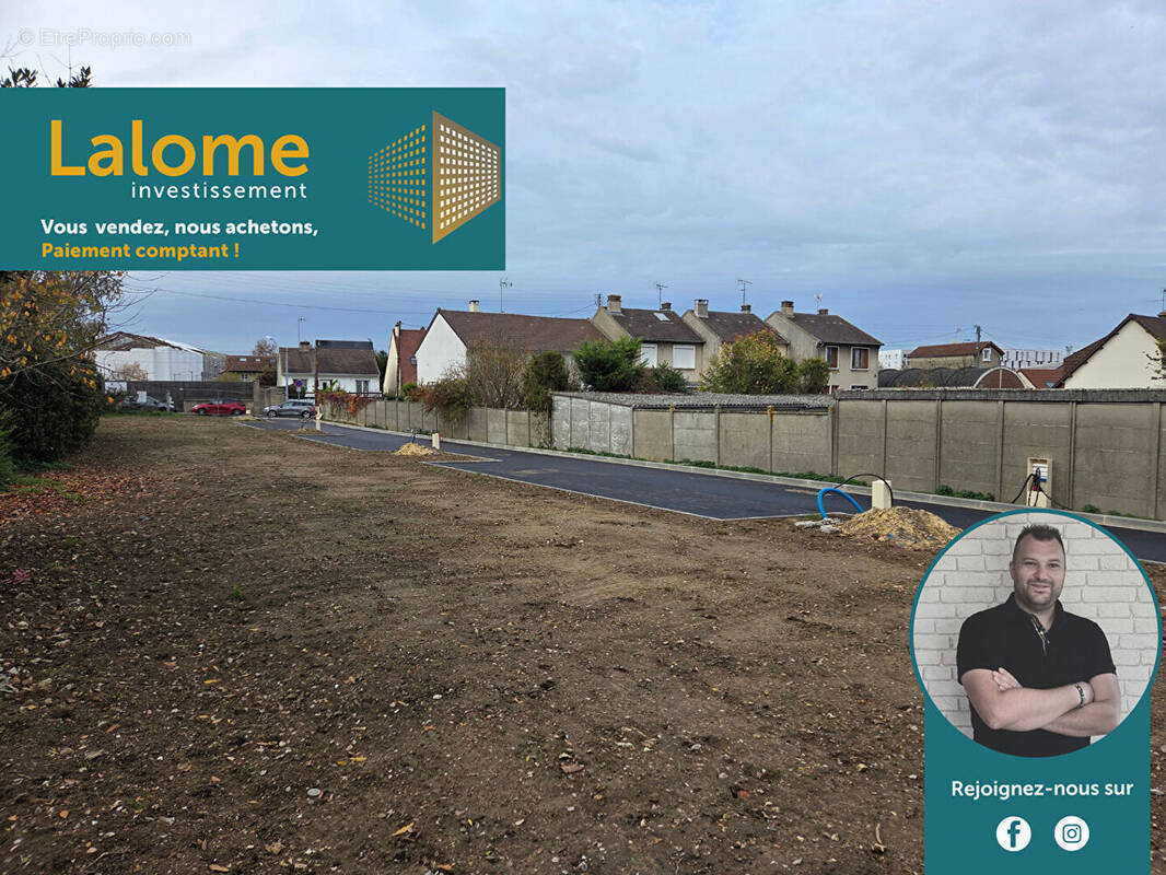 Terrain à MANTES-LA-JOLIE