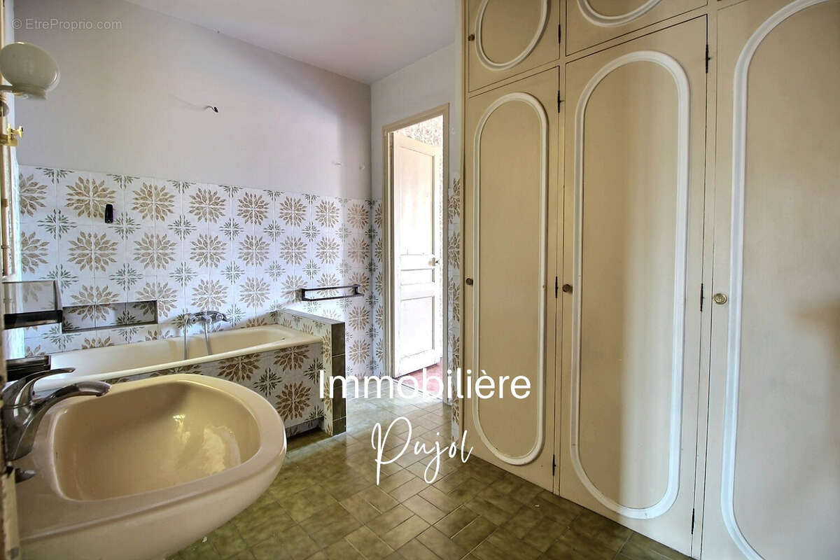 Exclusivite t3/4 - dernier etage - 20 rue farges 13008 marseille - photo 14
