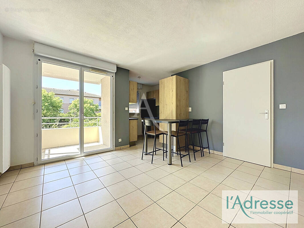 Appartement à CASTELGINEST