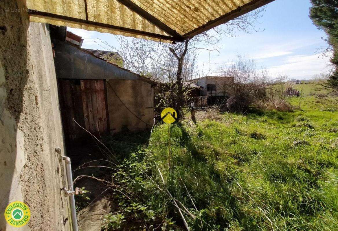 Maison à LA GUERCHE-SUR-L&#039;AUBOIS