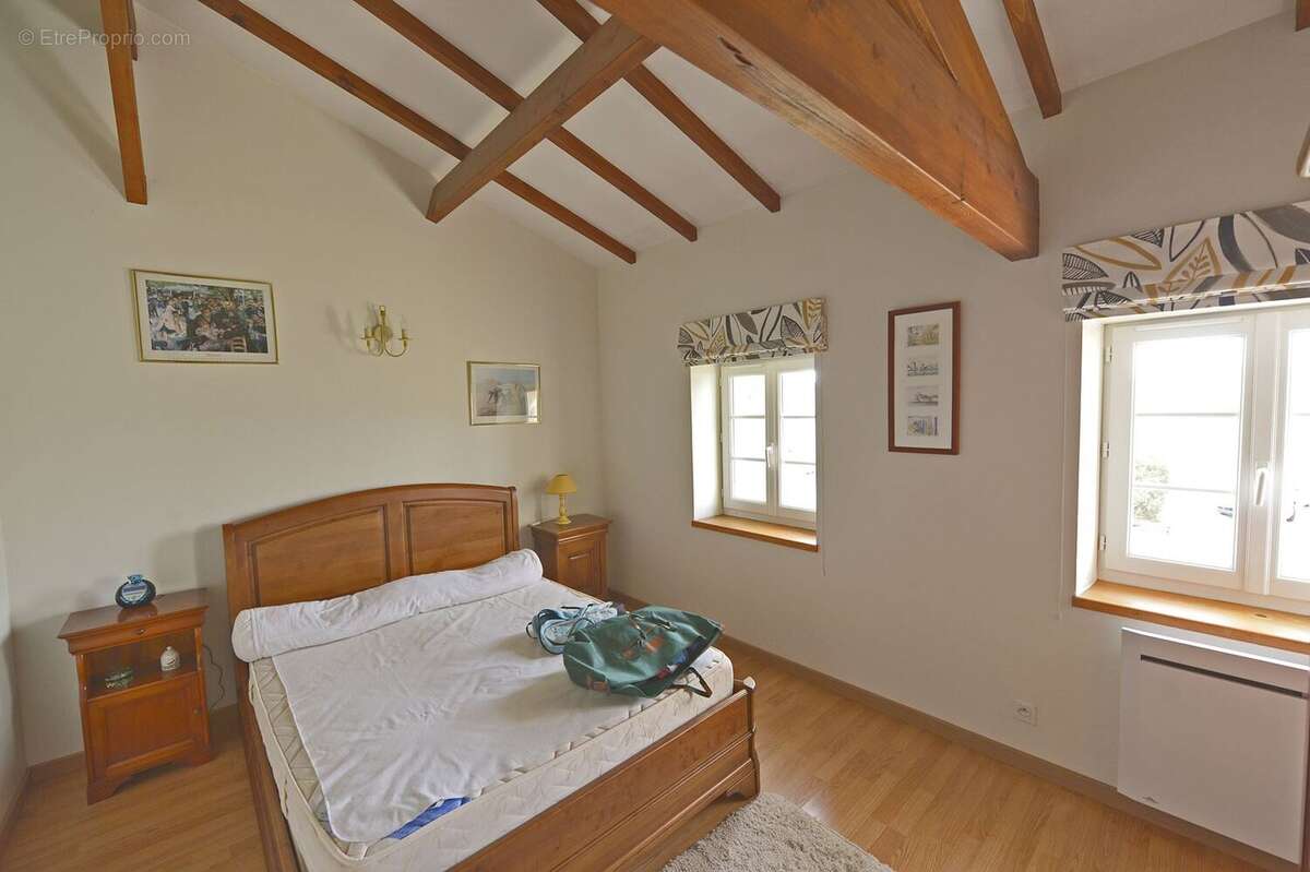 Maison à SAINT-GEORGES-DE-DIDONNE