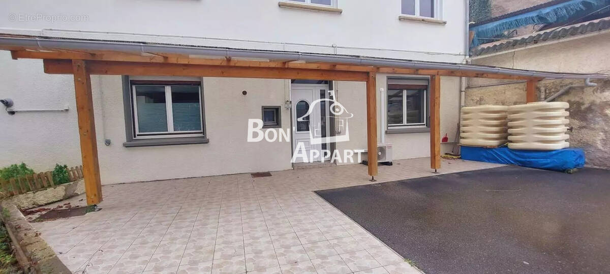 Appartement à JOEUF