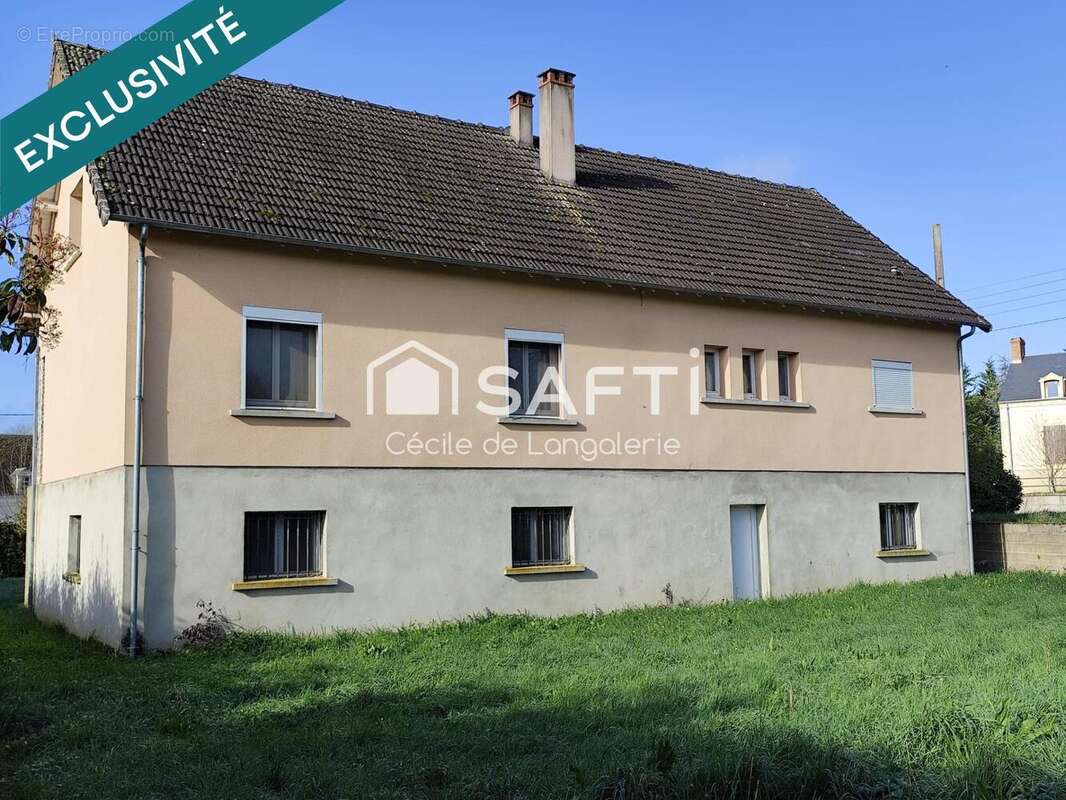 Maison 167 m² à Oulches  - photo 2