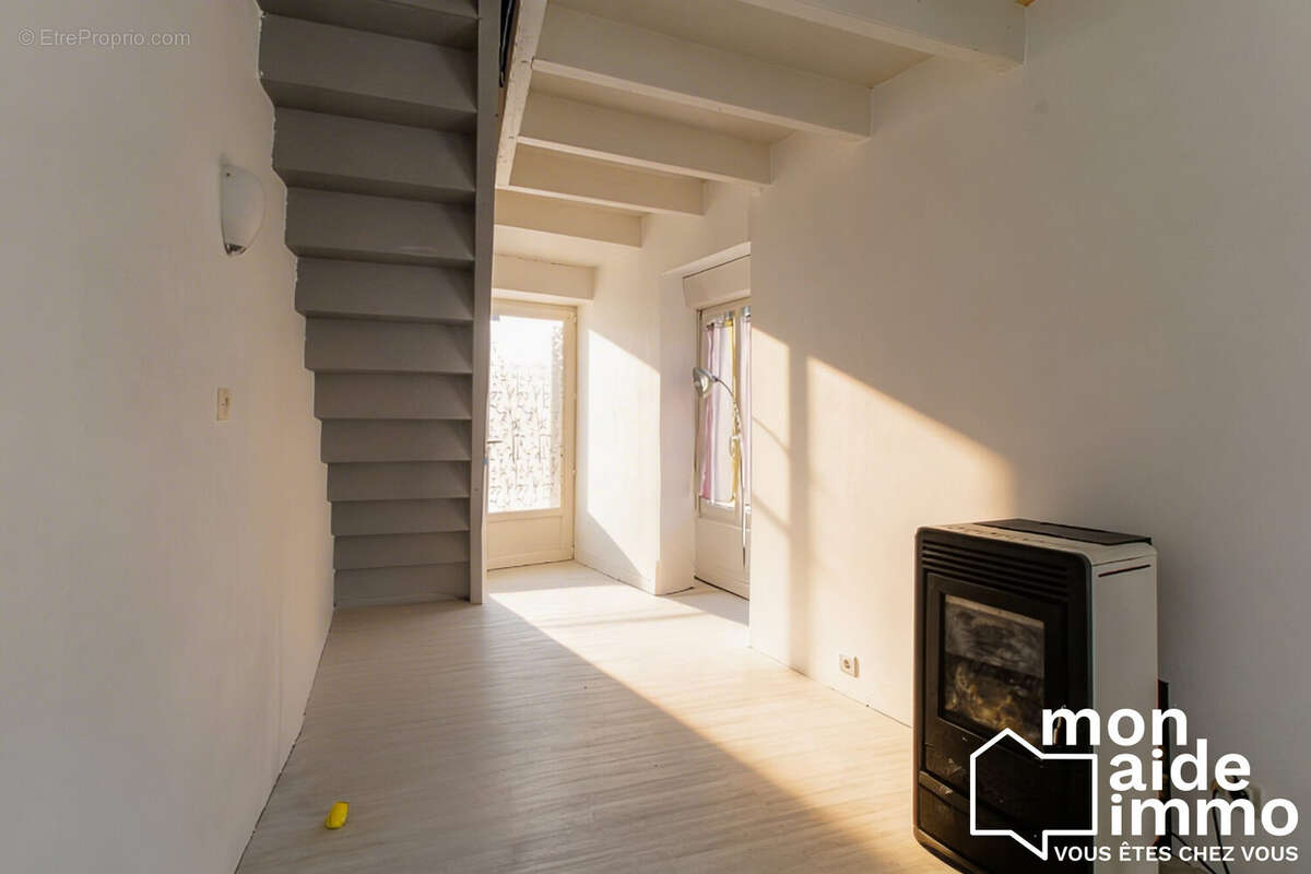 Maison à CIRE-D'AUNIS