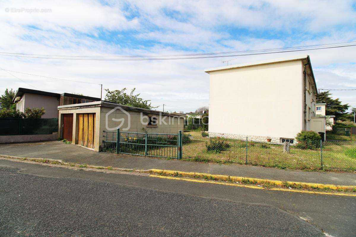 Appartement à DAMMARIE-LES-LYS