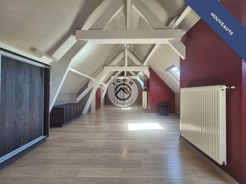Maison à LEVAL